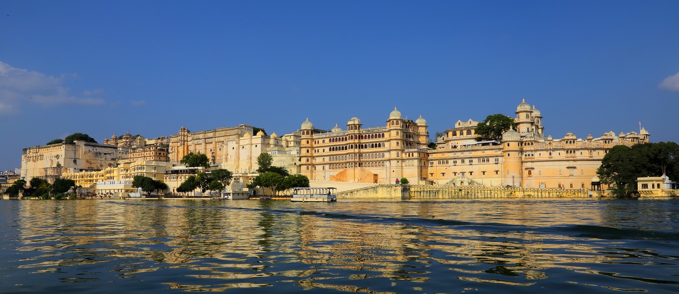 Lakeside view of The City Palace, Udaipur